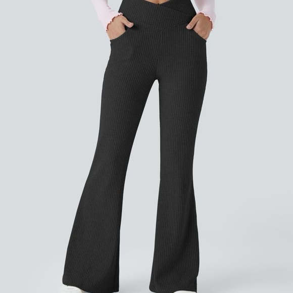 HALARA TWO PAIR Tan & Black Ribbed Flare Pants - Picture 2 of 6